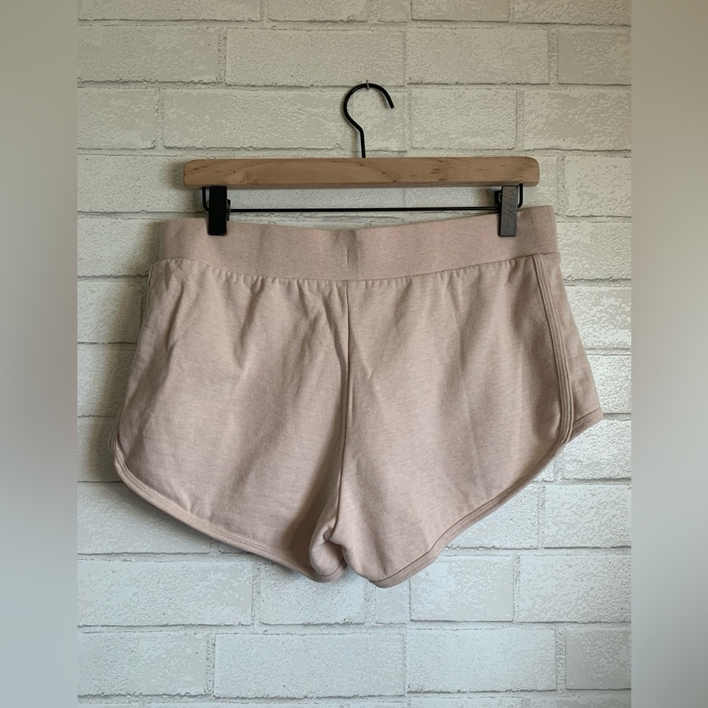 $3/20 Victoria's Secret Light Tan Women's Fleece Drawstring Lounge Shorts M - Picture 3 of 5